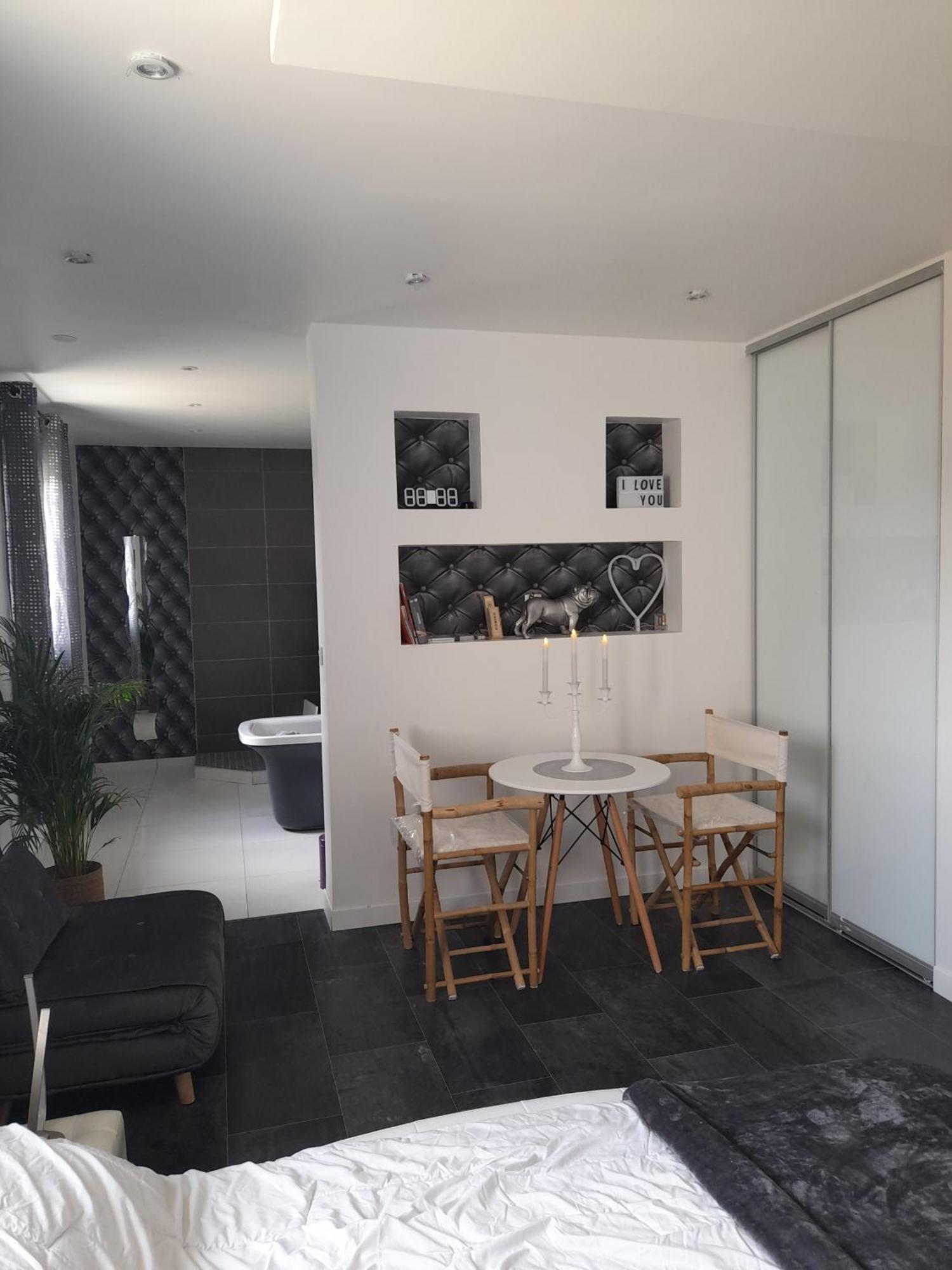 Chambres 2 Caps Амблетез Номер фото
